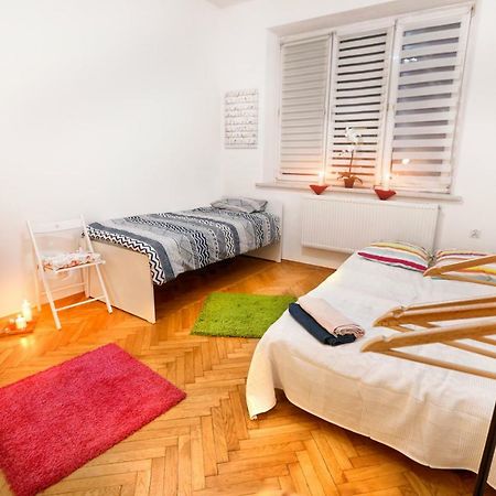 Big&Bright- Golden Apartments- Old Town קרקוב מראה חיצוני תמונה