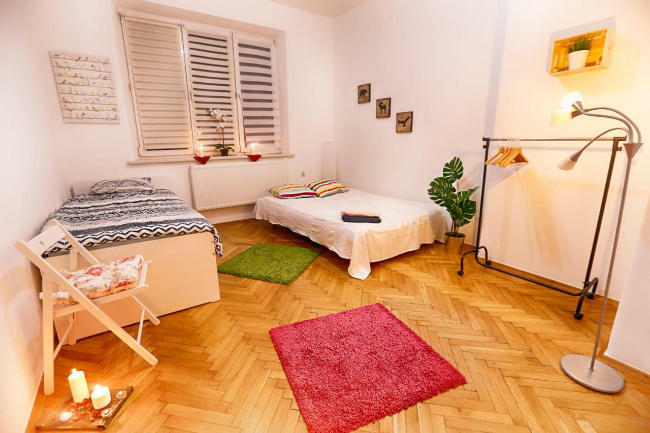 Big&Bright- Golden Apartments- Old Town קרקוב מראה חיצוני תמונה