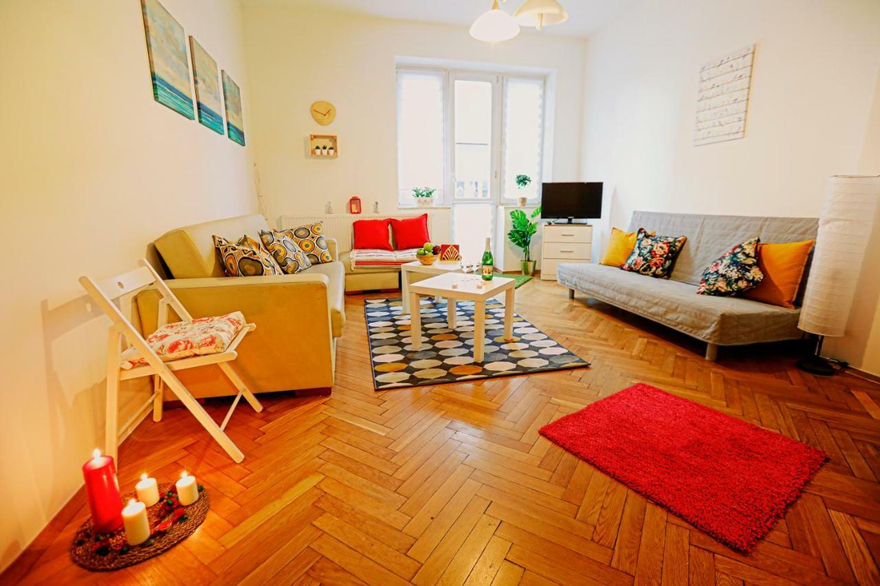 Big&Bright- Golden Apartments- Old Town קרקוב מראה חיצוני תמונה