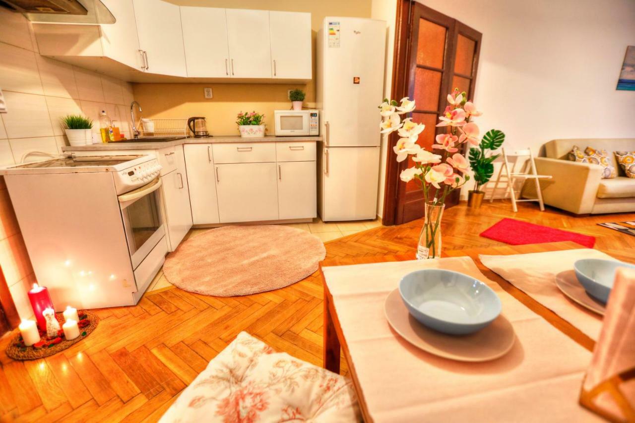 Big&Bright- Golden Apartments- Old Town קרקוב מראה חיצוני תמונה